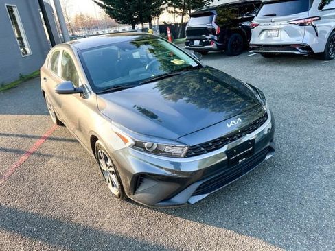 Certified 2022 Kia Forte LXS image 32