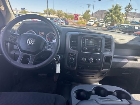 Used 2019 RAM 1500 Express w/ Express Value Package AWD/4WD image 17