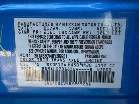 Used 2024 Nissan Sentra SV FWD image 29