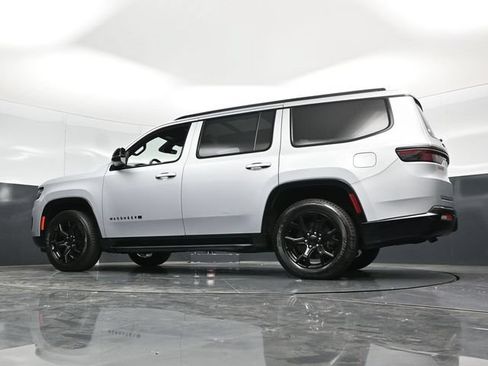 Certified 2024 Jeep Wagoneer Series II AWD/4WD image 62