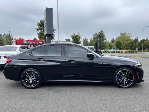 Used 2019 BMW 330i Sedan w/ M Sport Package RWD image 28