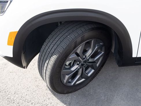 Used 2024 Kia Seltos S image 8