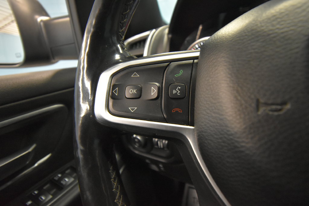 Used 2019 RAM 1500 Big Horn AWD/4WD image 11
