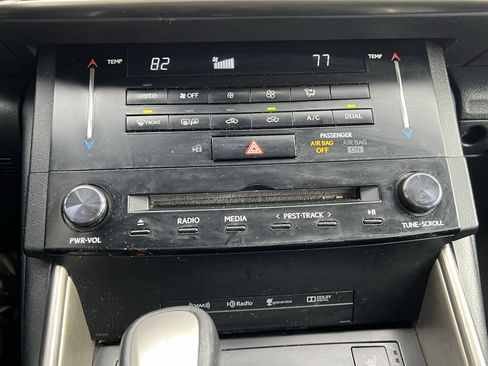 Used 2014 Lexus IS 350 image 30