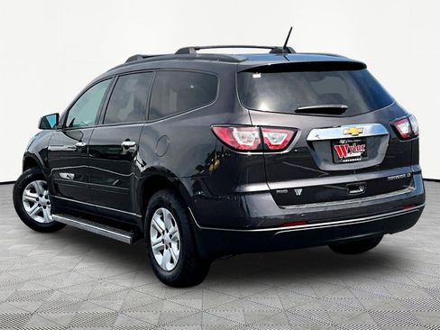 Used 2016 Chevrolet Traverse LS w/ LPO, 'HIT The Road' Package AWD/4WD image 4