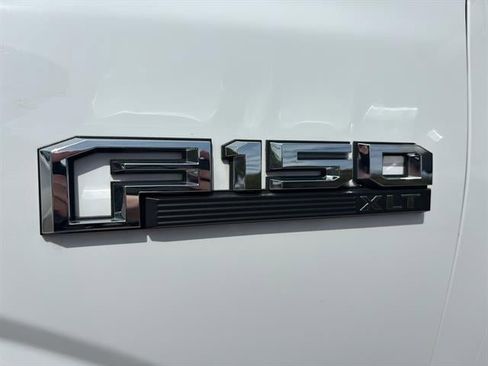 Used 2017 Ford F150 XLT w/ Equipment Group 301A Mid AWD/4WD image 14