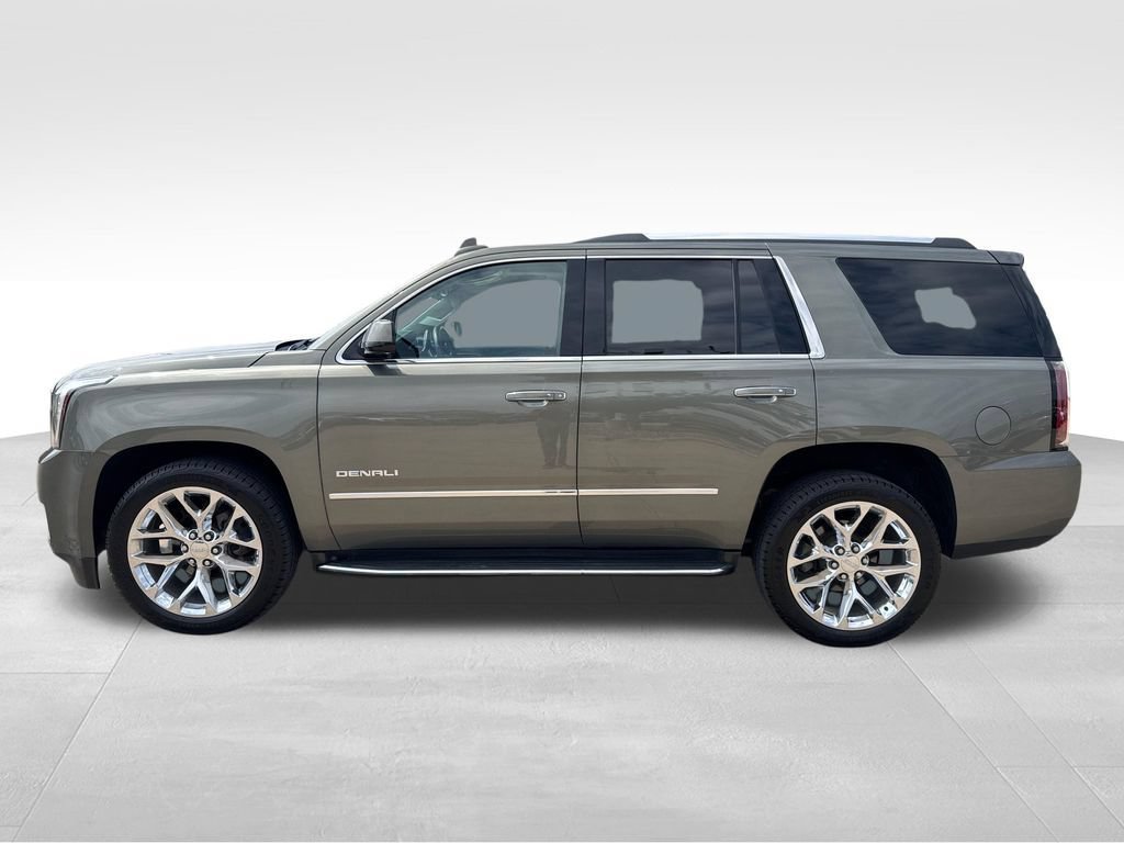 Used 2017 GMC Yukon Denali w/ Open Road Package AWD/4WD image 3