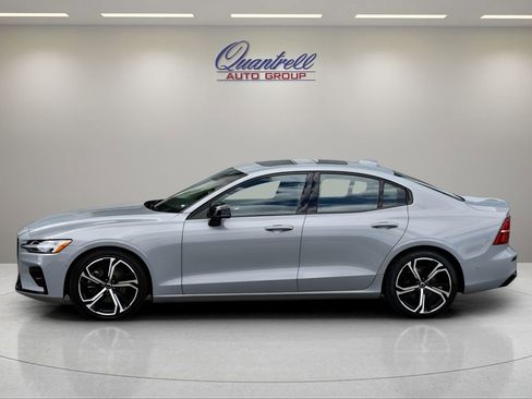 Used 2024 Volvo S60 B5 Plus FWD image 7