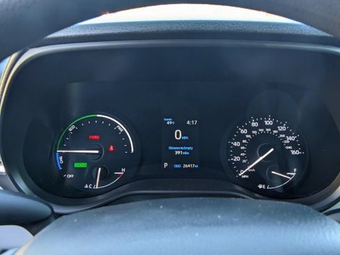 Used 2021 Toyota Sienna LE w/ LE Plus Package FWD image 32