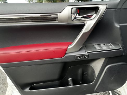 Certified 2023 Lexus GX 460 Premium w/ Premium Package AWD/4WD image 13
