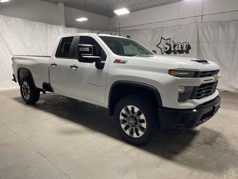 New 2026 Chevrolet Silverado 2500 Custom w/ Custom Value Package AWD/4WD image 1