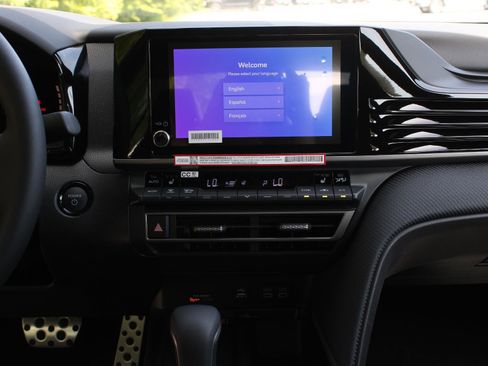 New 2026 Toyota Camry SE FWD image 11