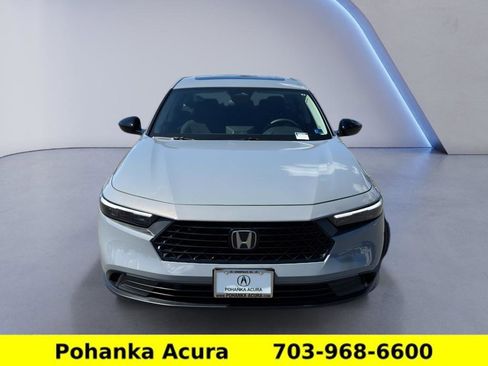 Used 2025 Honda Accord SE image 2