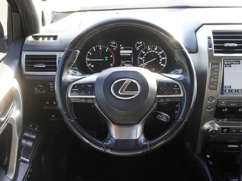 Used 2020 Lexus GX 460 Premium w/ Premium Package AWD/4WD image 16