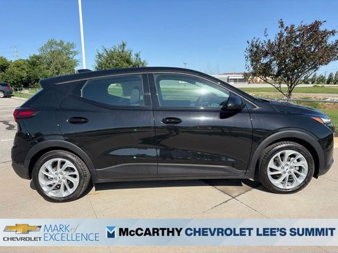New 2027 Chevrolet Bolt LT w/ Comfort Package FWD image 20