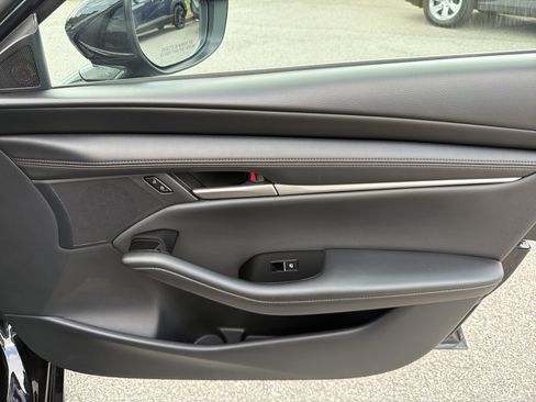 Used 2025 MAZDA MAZDA3 s Sport FWD image 24