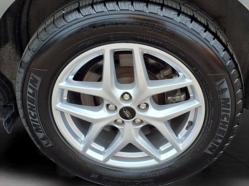 Used 2023 Ford Edge SEL w/ Convenience Package AWD/4WD image 8