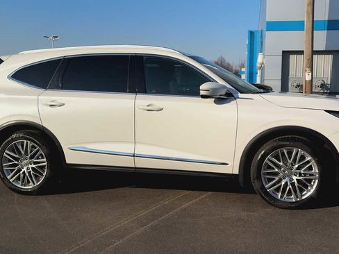 Used 2023 Acura MDX SH-AWD w/ Advance Package image 9