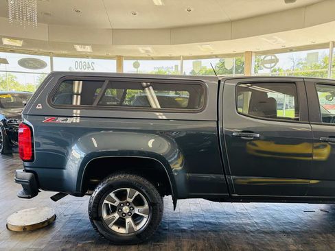 Used 2019 Chevrolet Colorado Z71 AWD/4WD image 6