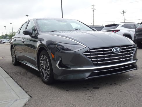 Used 2023 Hyundai Sonata SEL FWD image 6