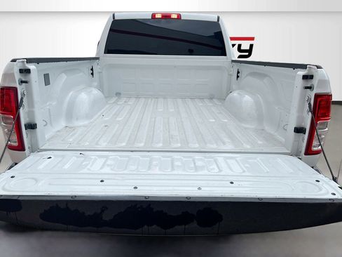 Used 2024 RAM 2500 Big Horn image 24
