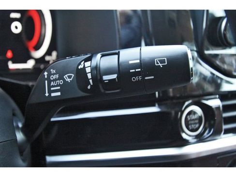 Used 2023 Nissan Pathfinder Platinum w/ Cargo Package image 18