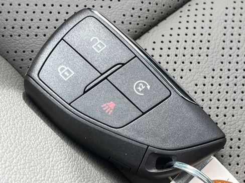 New 2026 Chevrolet Colorado ZR2 w/ Technology Package image 36