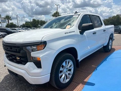 Used 2023 Chevrolet Silverado 1500 Custom RWD image 8