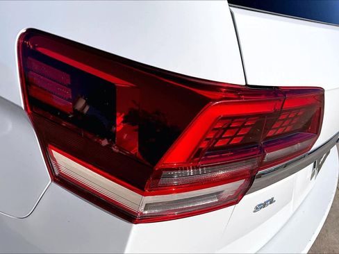 Used 2019 Volkswagen Atlas SEL image 26