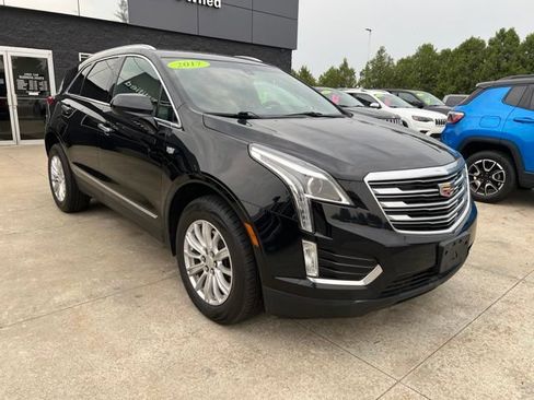 Used 2017 Cadillac XT5 FWD image 1