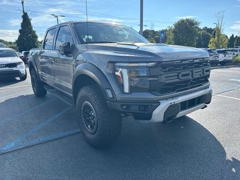 Used 2025 Ford F150 Raptor AWD/4WD image 7