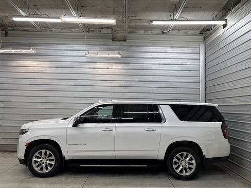 Used 2021 Chevrolet Suburban Premier image 10