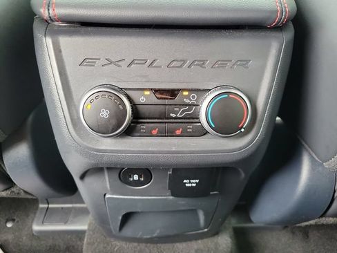 Used 2025 Ford Explorer ST AWD/4WD image 25