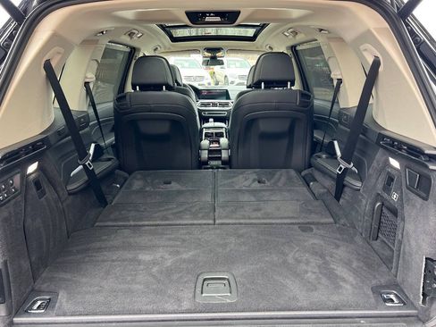 Used 2021 BMW X7 xDrive40i w/ Executive Package AWD/4WD image 28