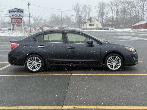 Used 2015 Subaru Impreza 2.0i Limited image 6