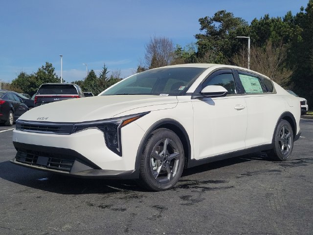 New 2026 Kia K4 FWD image 31