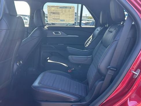 New 2026 Ford Explorer ST-Line w/ ST-Line Street Pack image 15