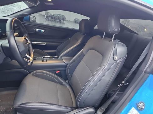 Used 2024 Ford Mustang GT RWD image 6