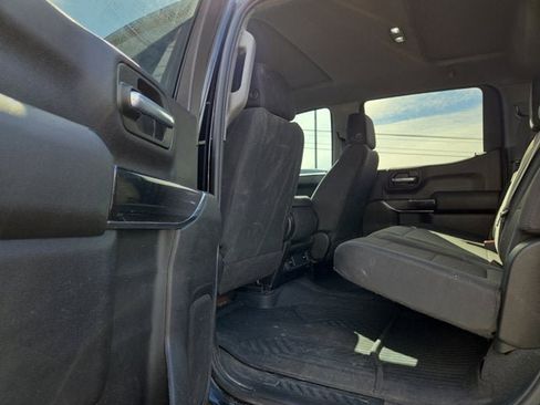 Used 2021 Chevrolet Silverado 1500 Custom Trail Boss w/ Midnight Edition image 10