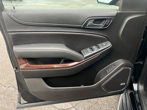 Used 2018 GMC Yukon XL SLT w/ Open Road Package image 28