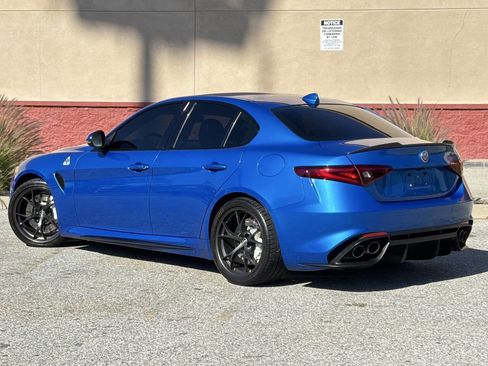 Used 2018 Alfa Romeo Giulia Quadrifoglio w/ Driver Assist Dynamic Package image 5