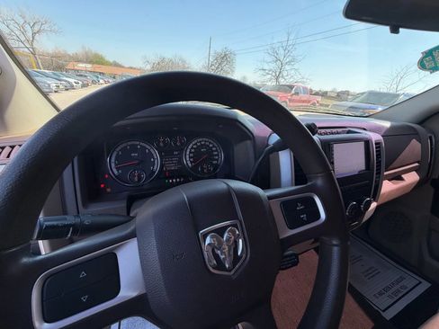 Used 2009 Dodge Ram 1500 Truck SLT image 11