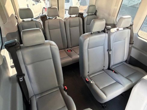 Used 2017 Ford Transit 350 XL image 38