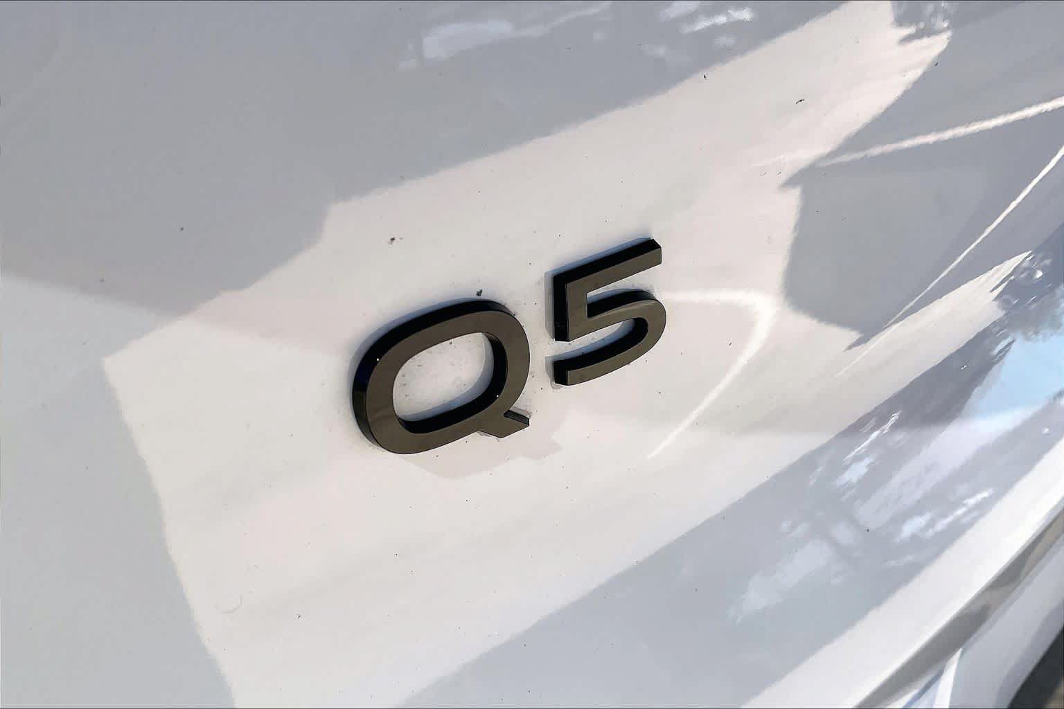 Used 2026 Audi Q5 Premium Plus w/ Premium Plus AWD/4WD image 31