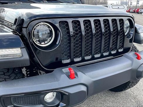 Used 2023 Jeep Gladiator Sport image 27