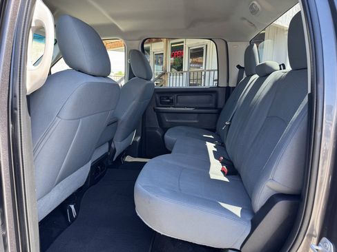 Used 2015 RAM 2500 Tradesman w/ Chrome Appearance Group AWD/4WD image 20