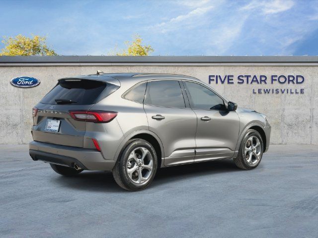 Certified 2024 Ford Escape ST-Line w/ Tech Pack #1 FWD image 8