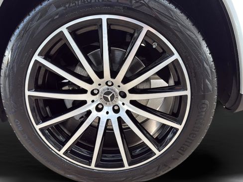 Used 2026 Mercedes-Benz GLS 580 4MATIC image 49