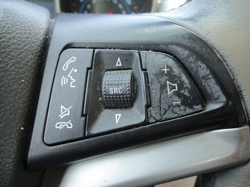 Used 2011 Chevrolet Cruze LT FWD image 30