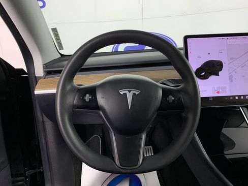 Used 2021 Tesla Model Y Performance AWD/4WD image 19